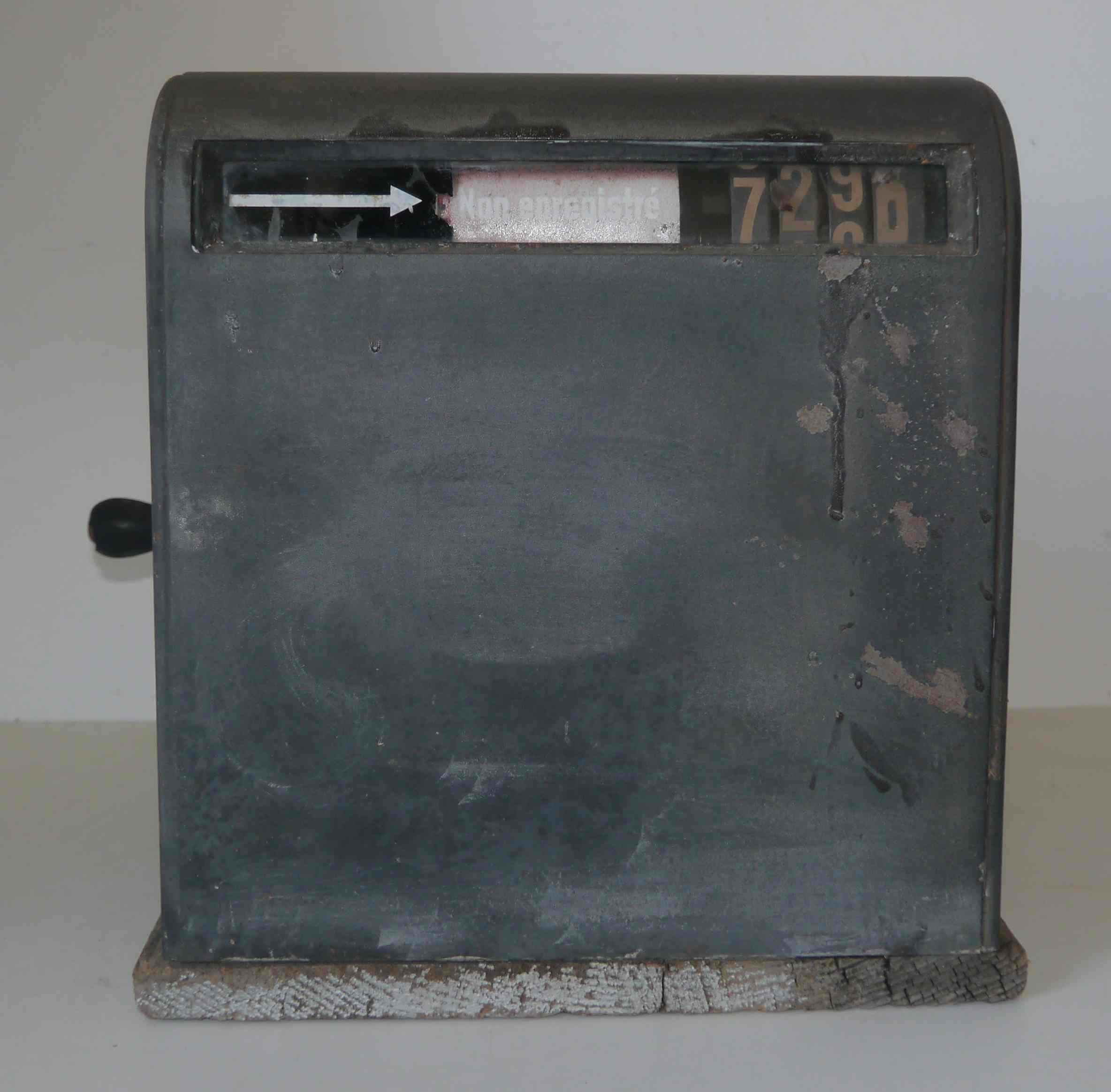 Old cash register "The National Cash Register Co" made in USA