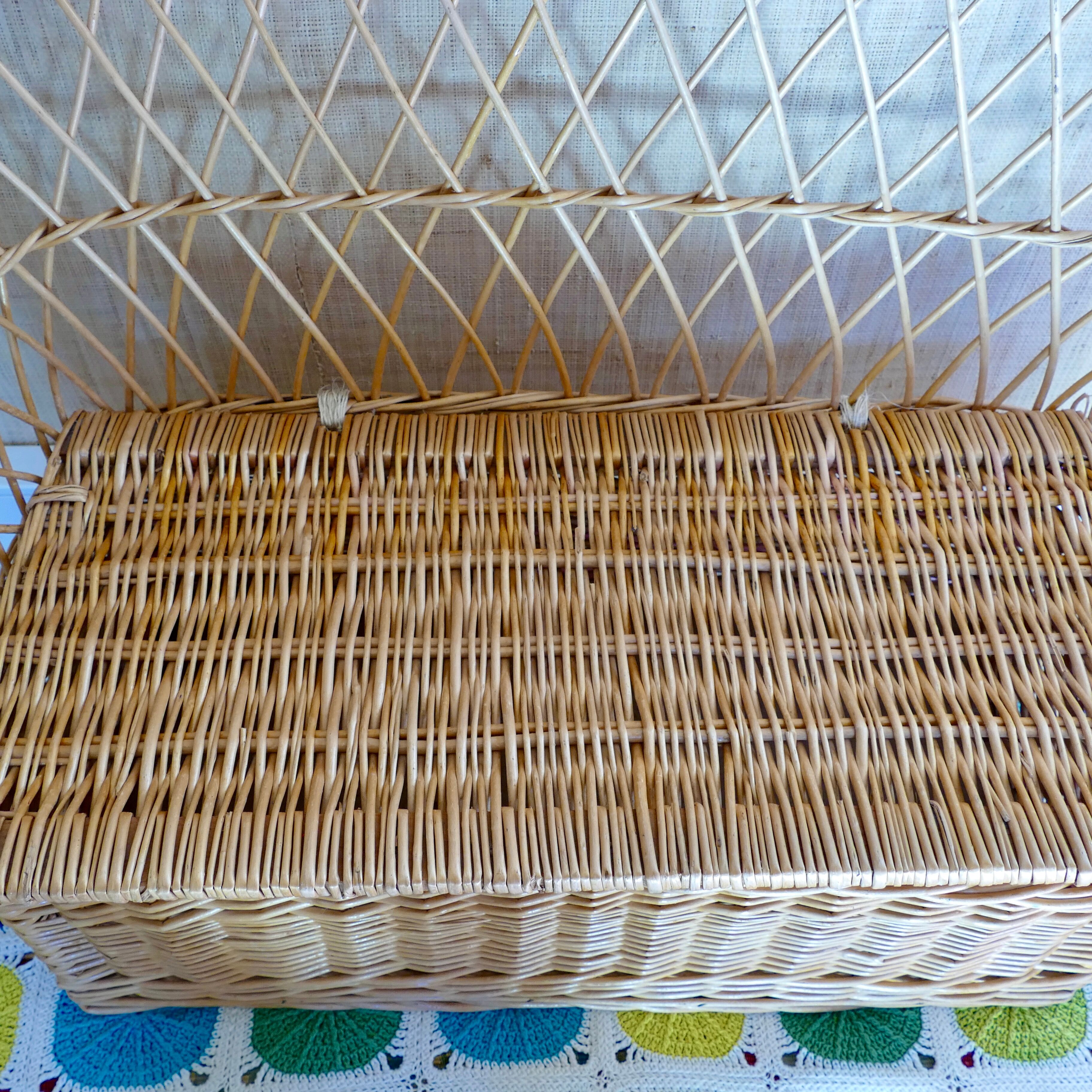 Banquette - coffre en rotin