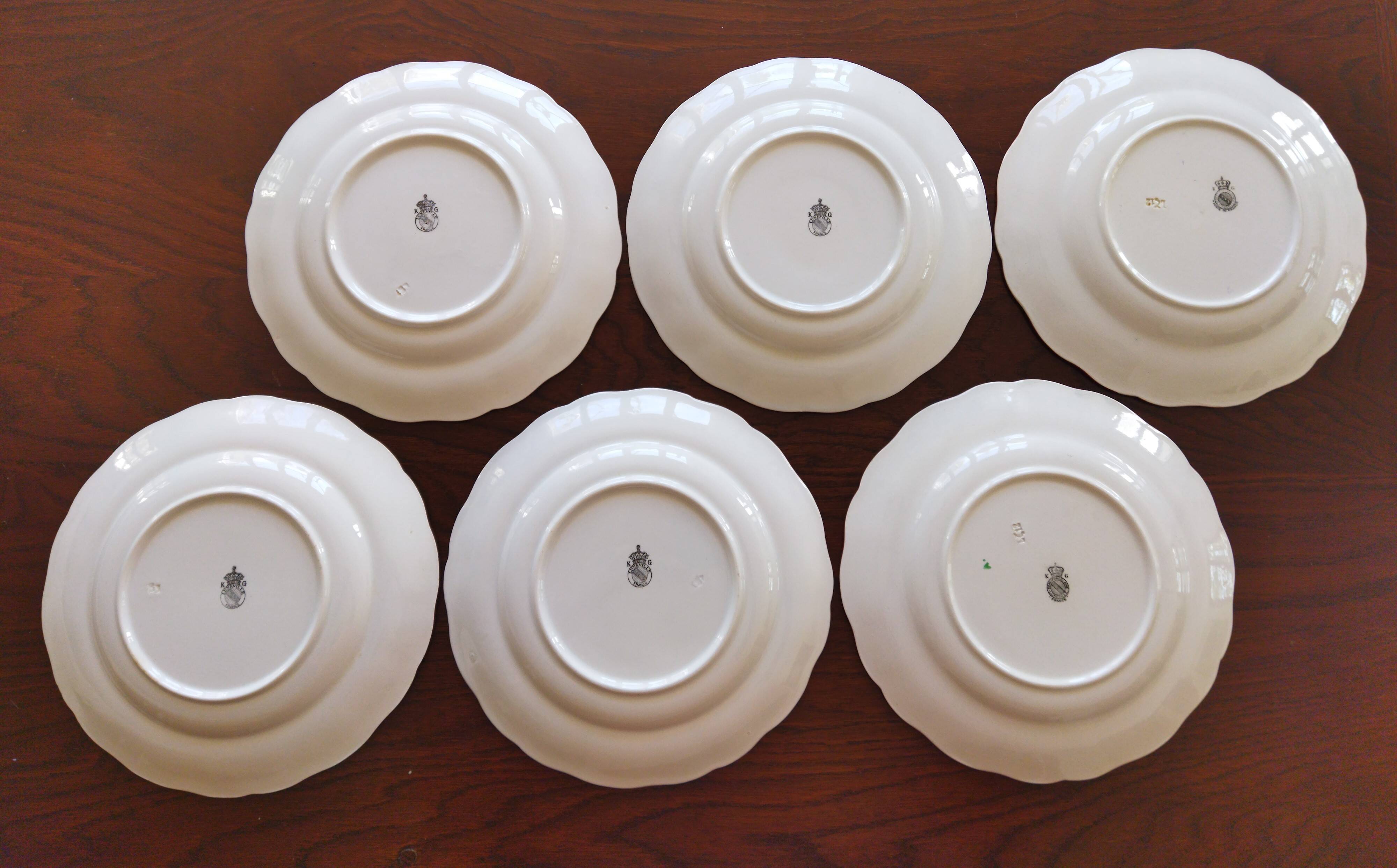 12 "Fine Street Lamp" dinner plates KG Lunéville
