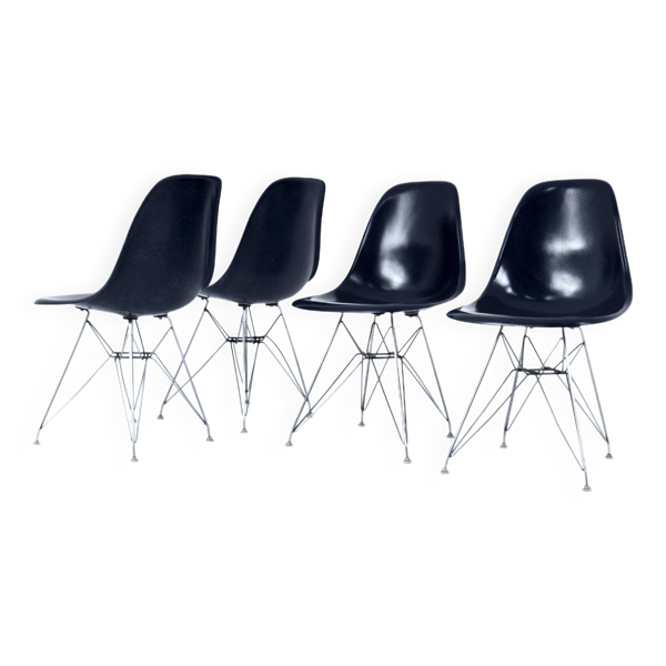 Ensemble de 4 Chaises de salle à manger DSR par Charles & Ray Eames pour Herman Miller, 1970s