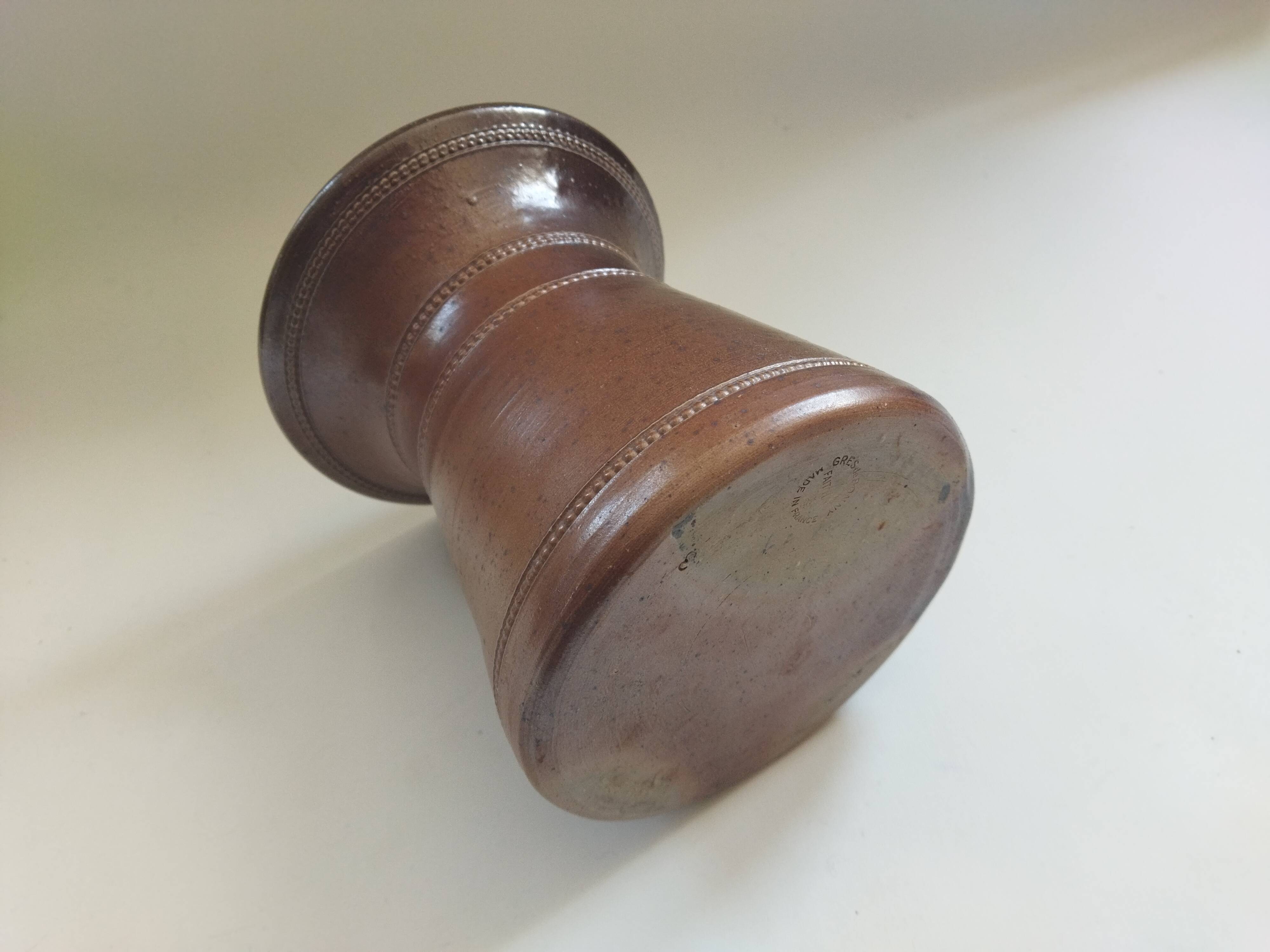 Stoneware vase by Bonny