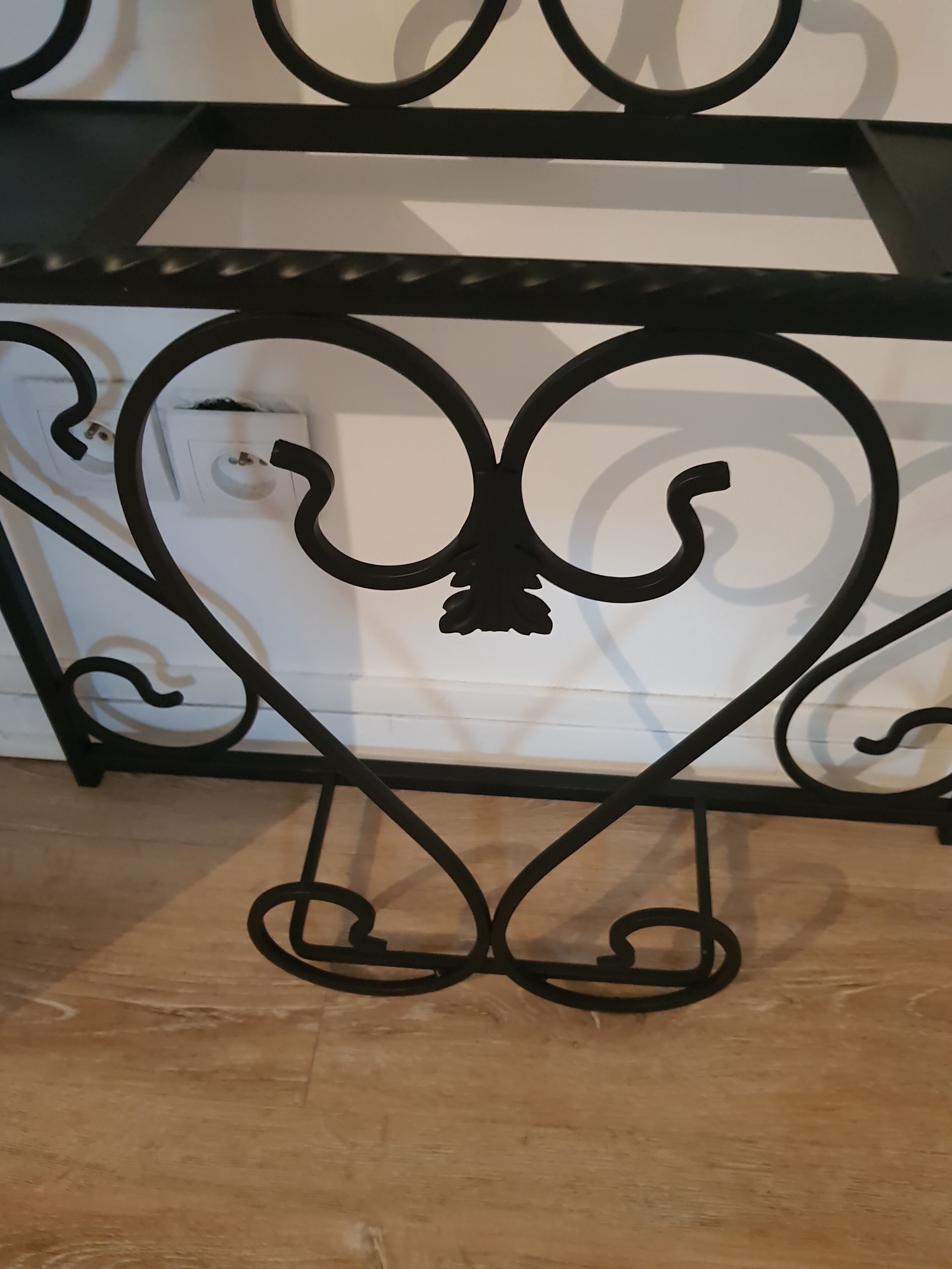 Vestiaire en fer forgé  noir