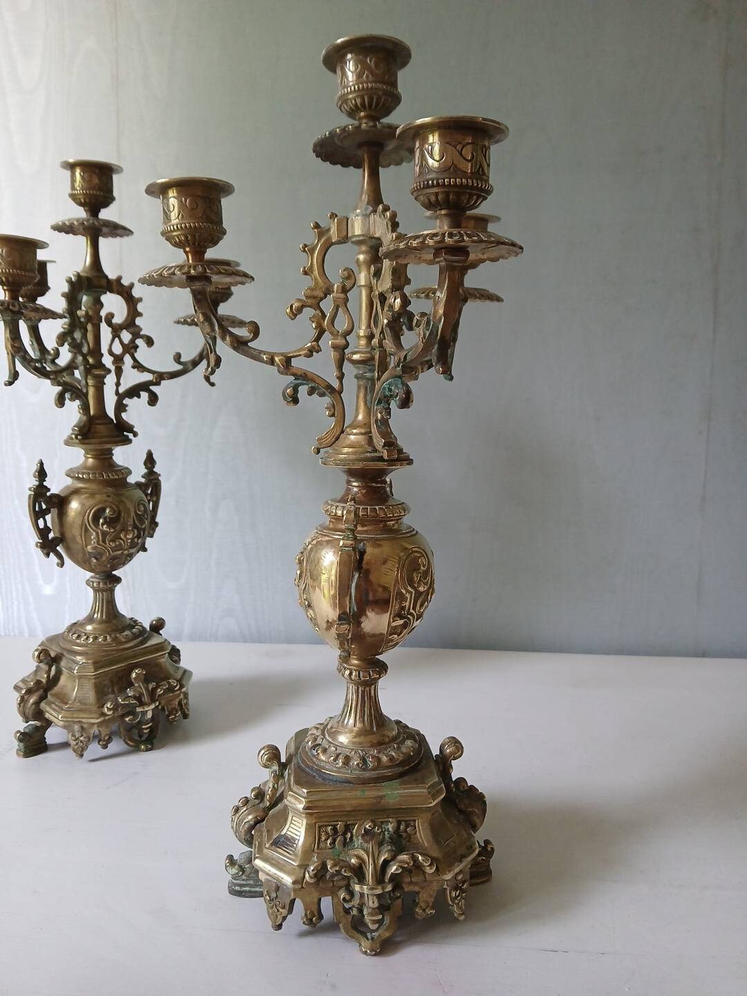 Pair of bronze candlesticks in Louis XVI style – 4 lights – 38 cm