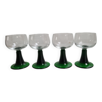 Set 4 wine glasses