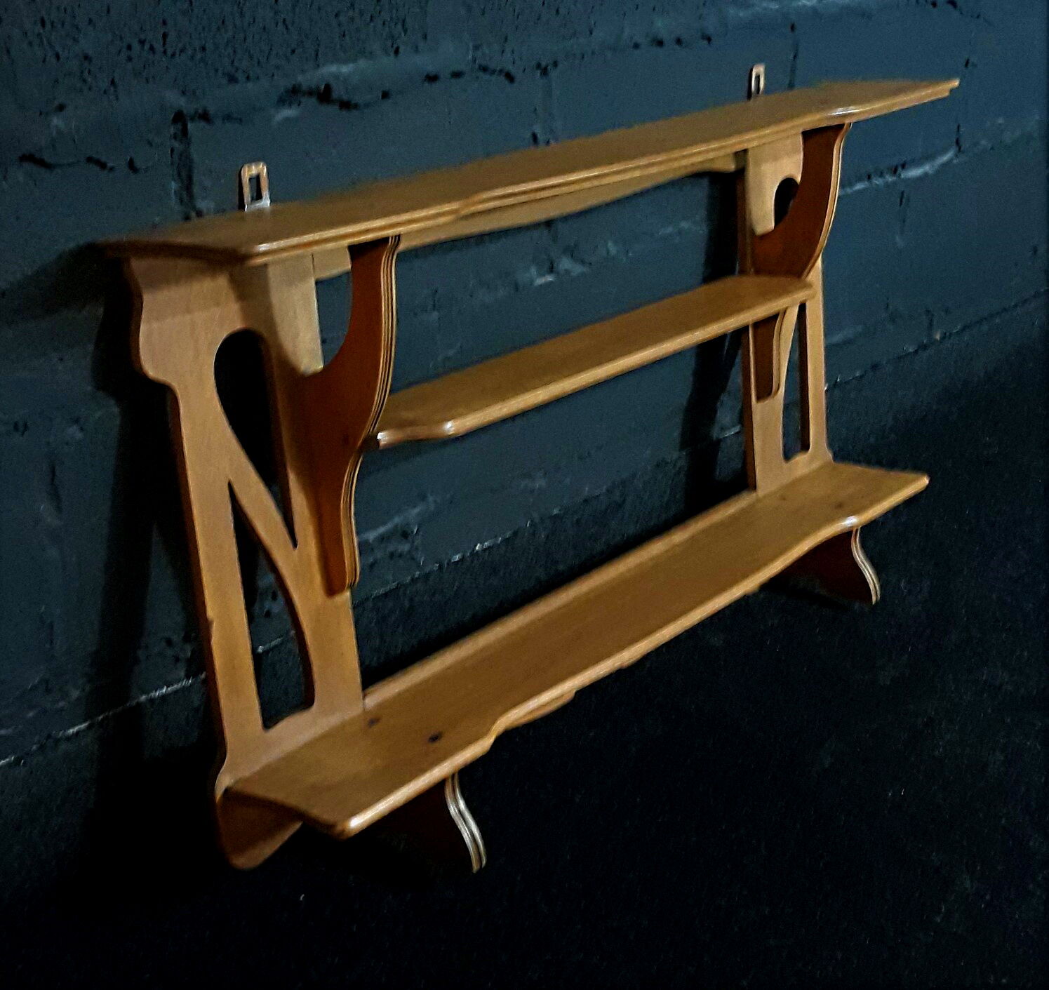 Art nouveau murale shelf