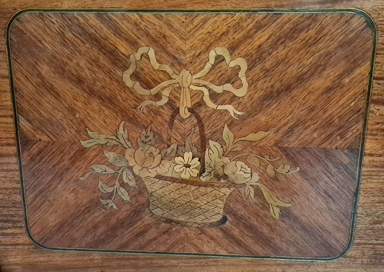 Louis XVI library in precious wood markers around 1850