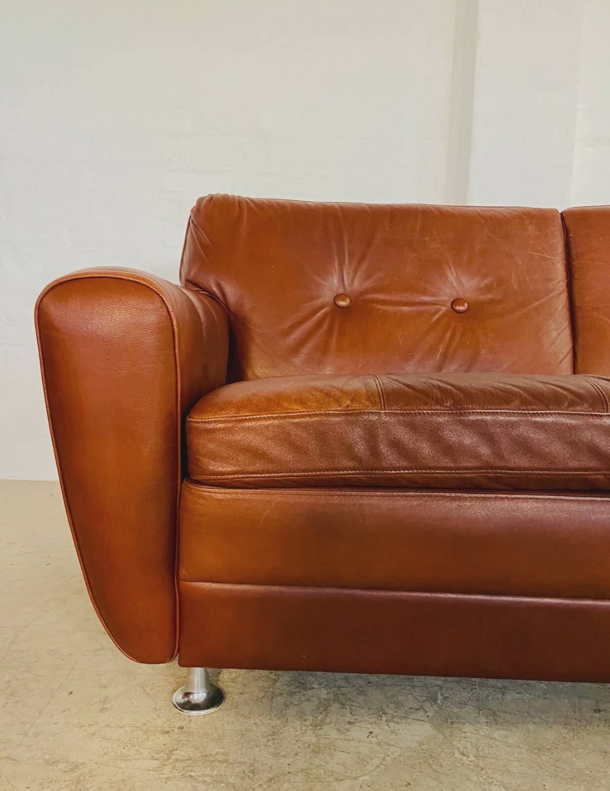 Retro vintage Danish 3 person Svend Skipper sofa in chestnut brown leather