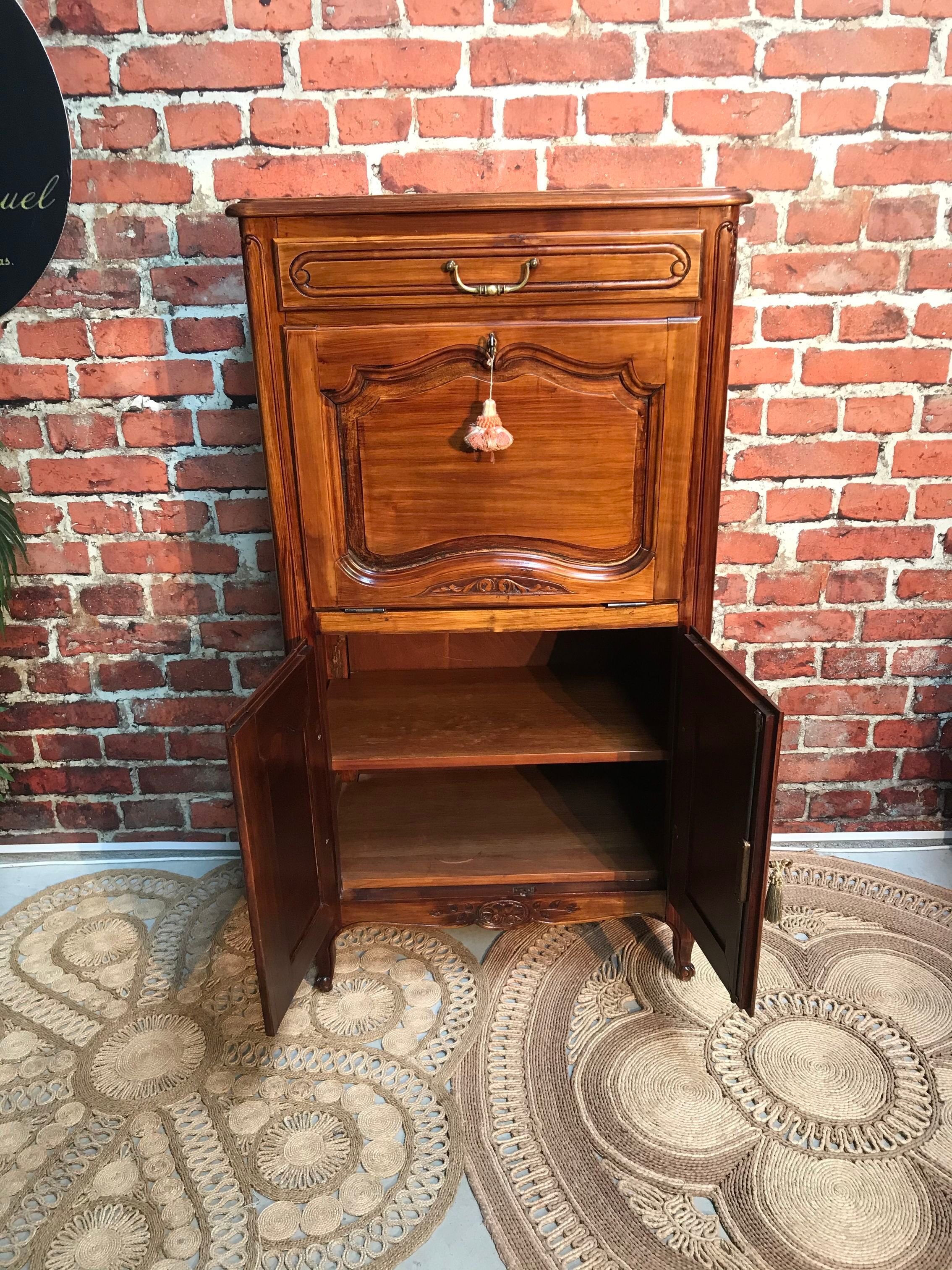 Writing desk