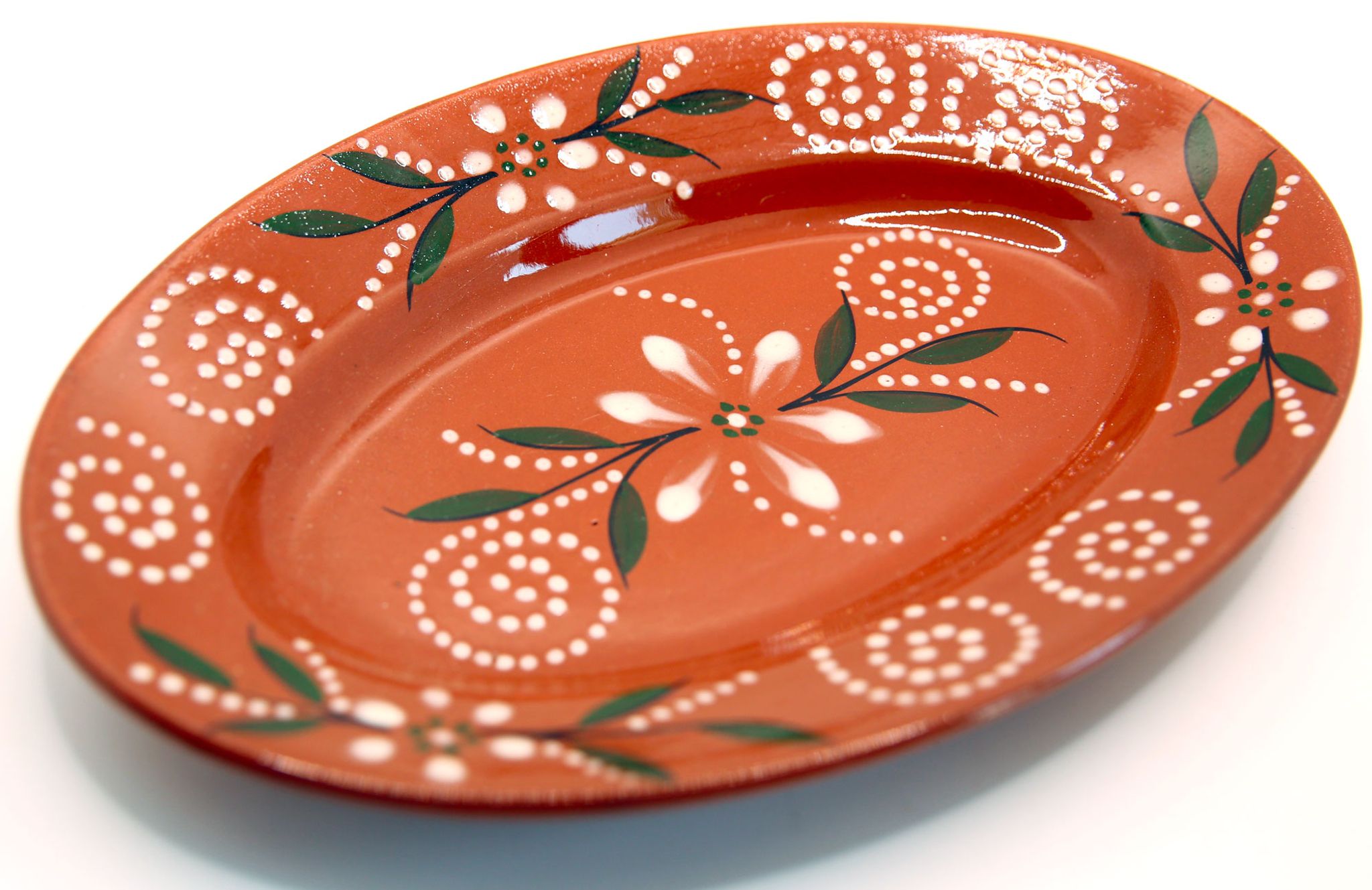Artisanal oval dish of Portugal in glazed and flowery clay