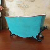 Old planter Table center