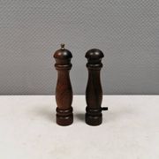 Salière et poivrière en bois de rose, Danemark 1960-70.