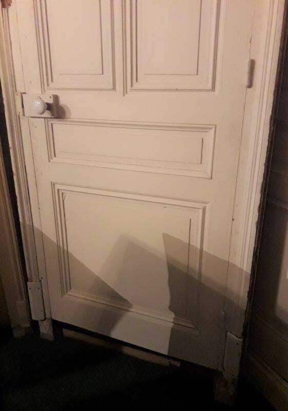 Haussmannian door 83x219 with old glazed transom frame 100x310 interior
