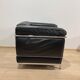 Fauteuil LC2 en cuir noir avec cadre chromé par Le Corbusier pour Cassina, 1965