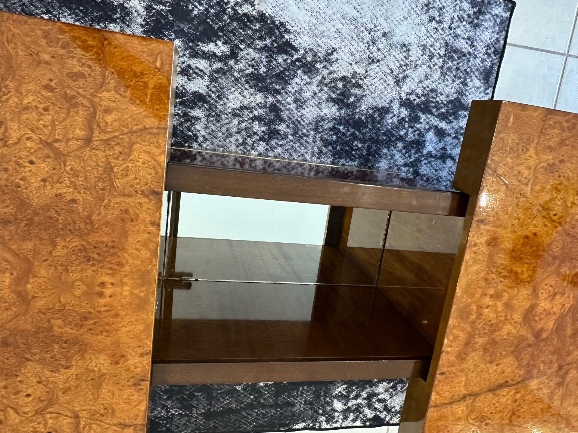 Table basse bar  en Loupe d’orme maison  Lancel vintage 1970
