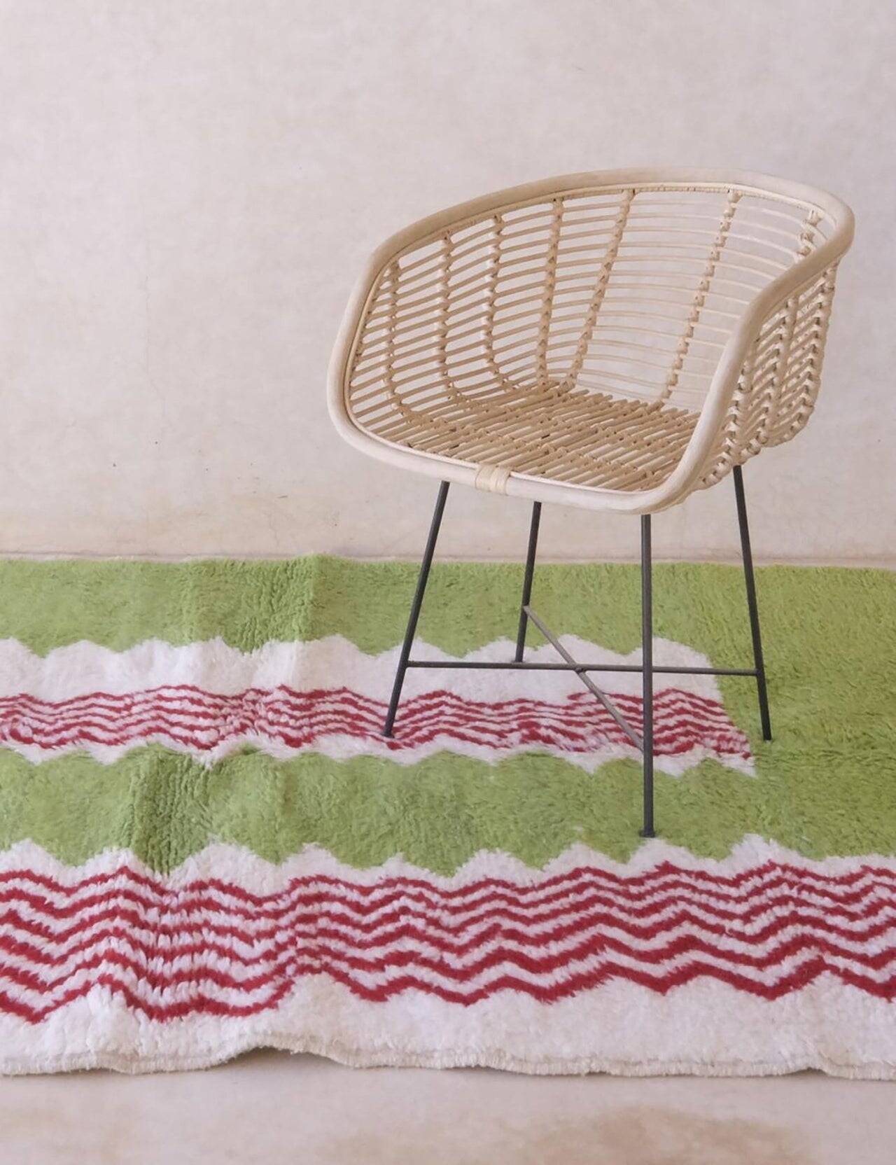 Berber rug in pure wool size 150 x 250 cm