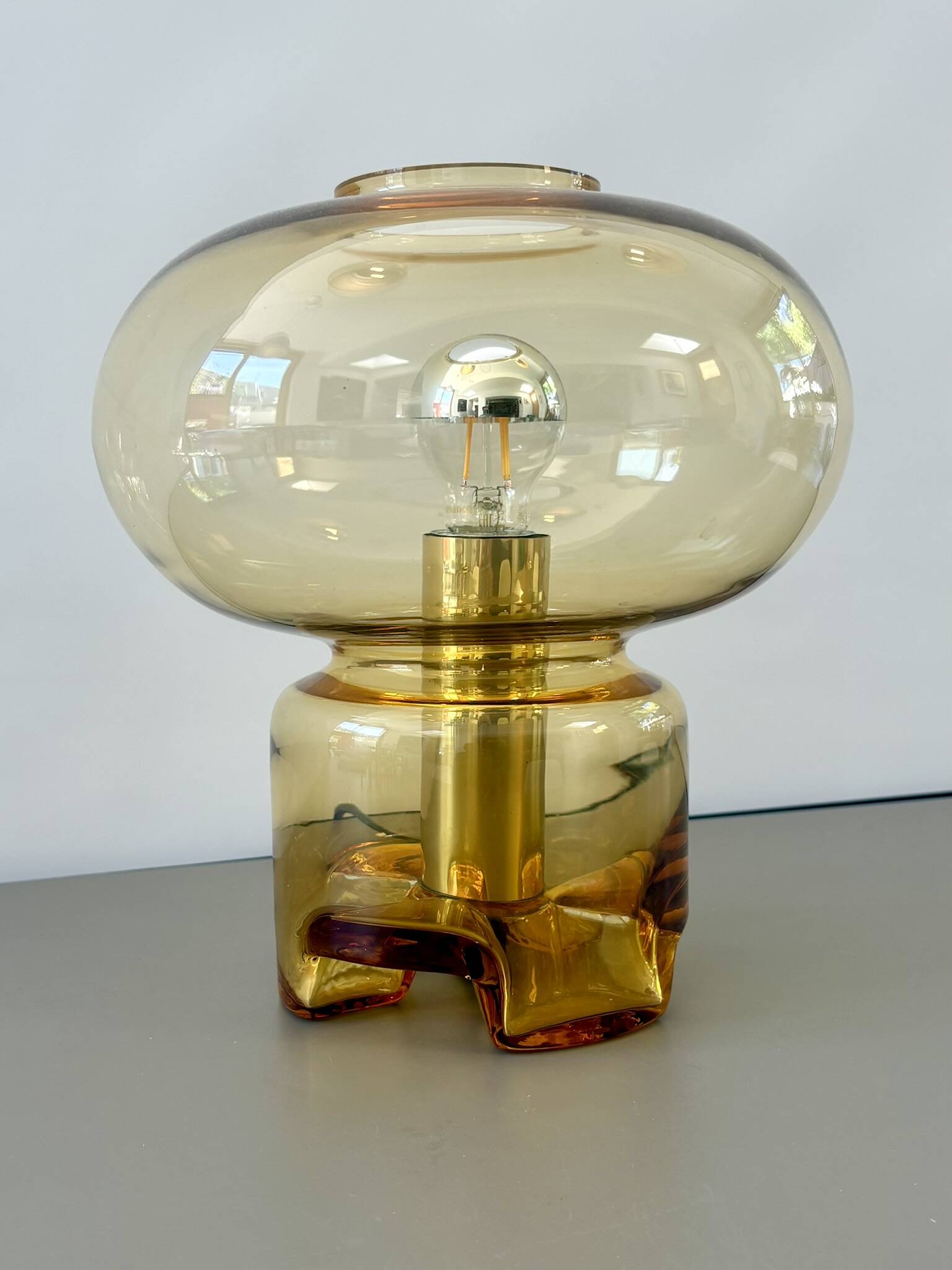 VeArt lamp