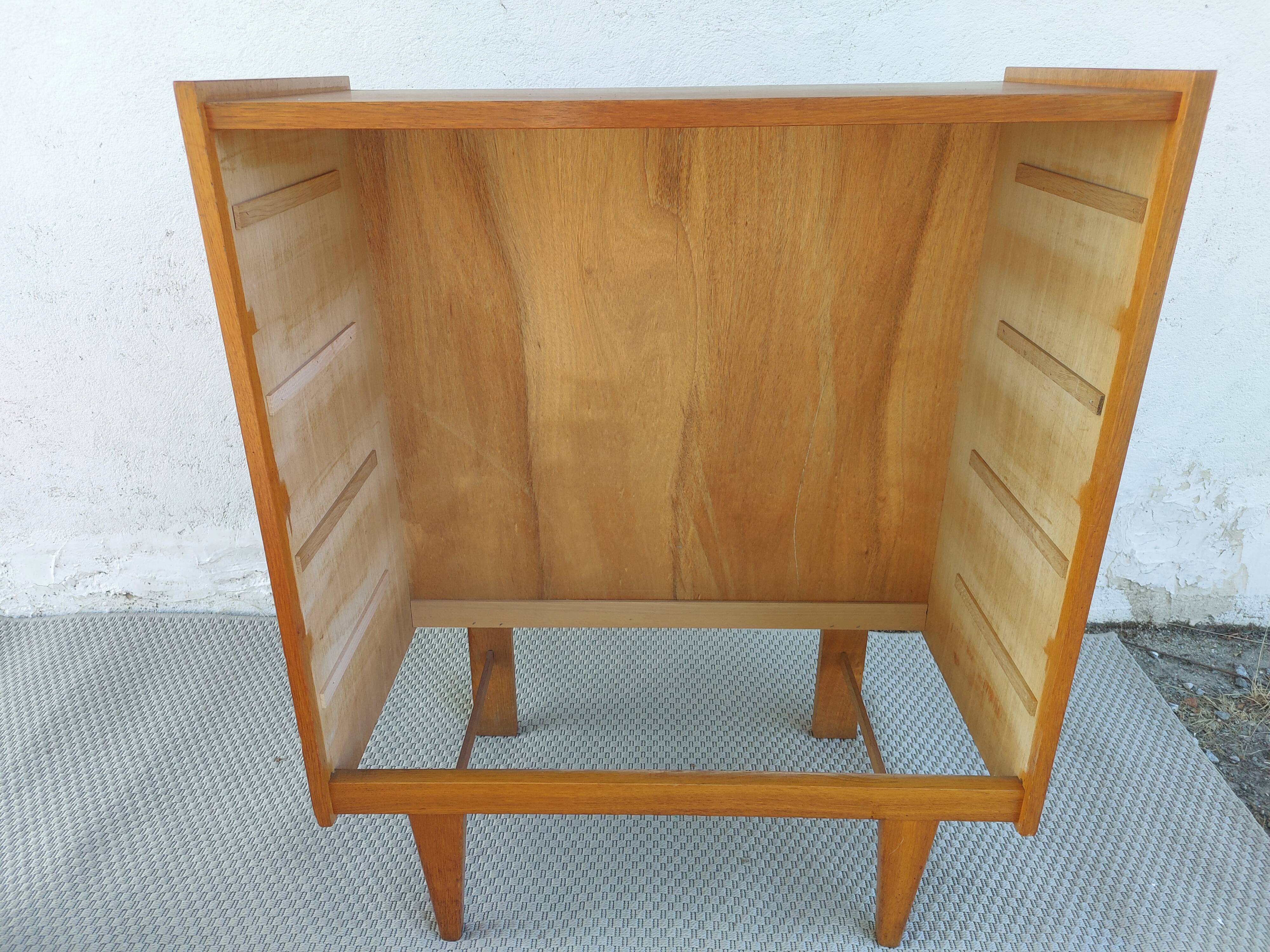 vintage chest of drawers, 60s-70s, "hidden" handles
