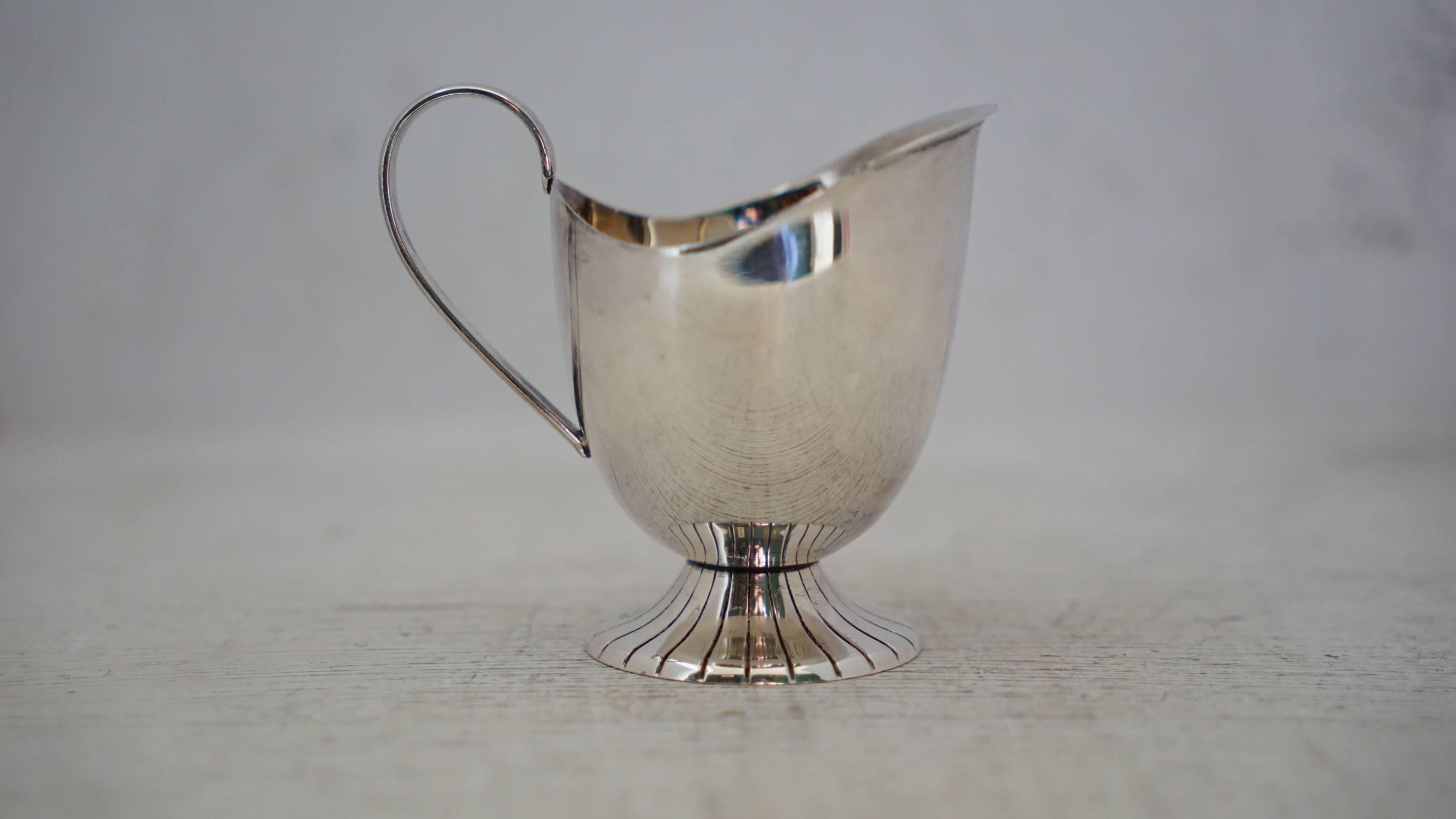 Pair of silverware saucepans