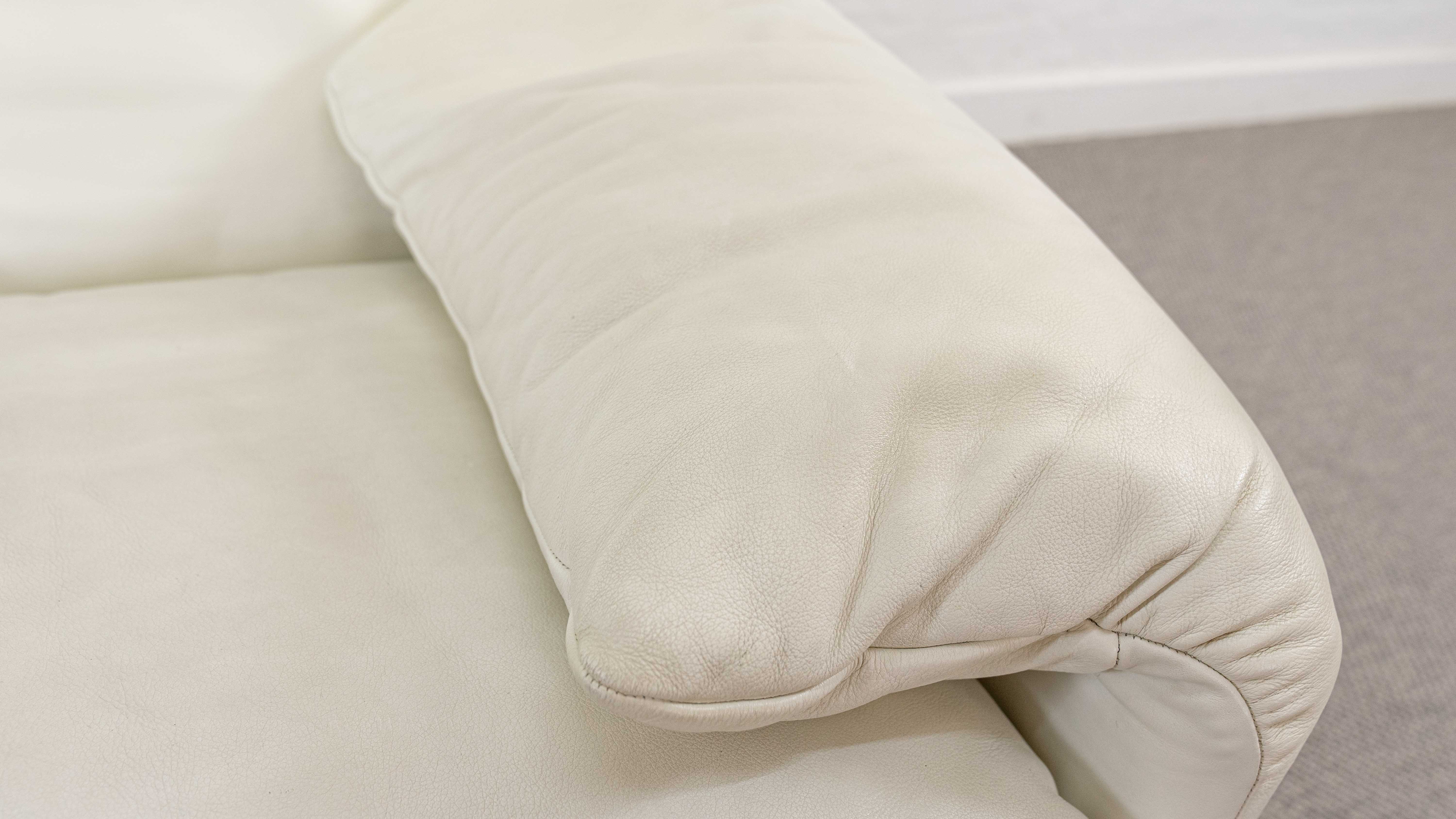 Maralunga 2-seater sofa in white leather by Vico Magistretti for Cassina