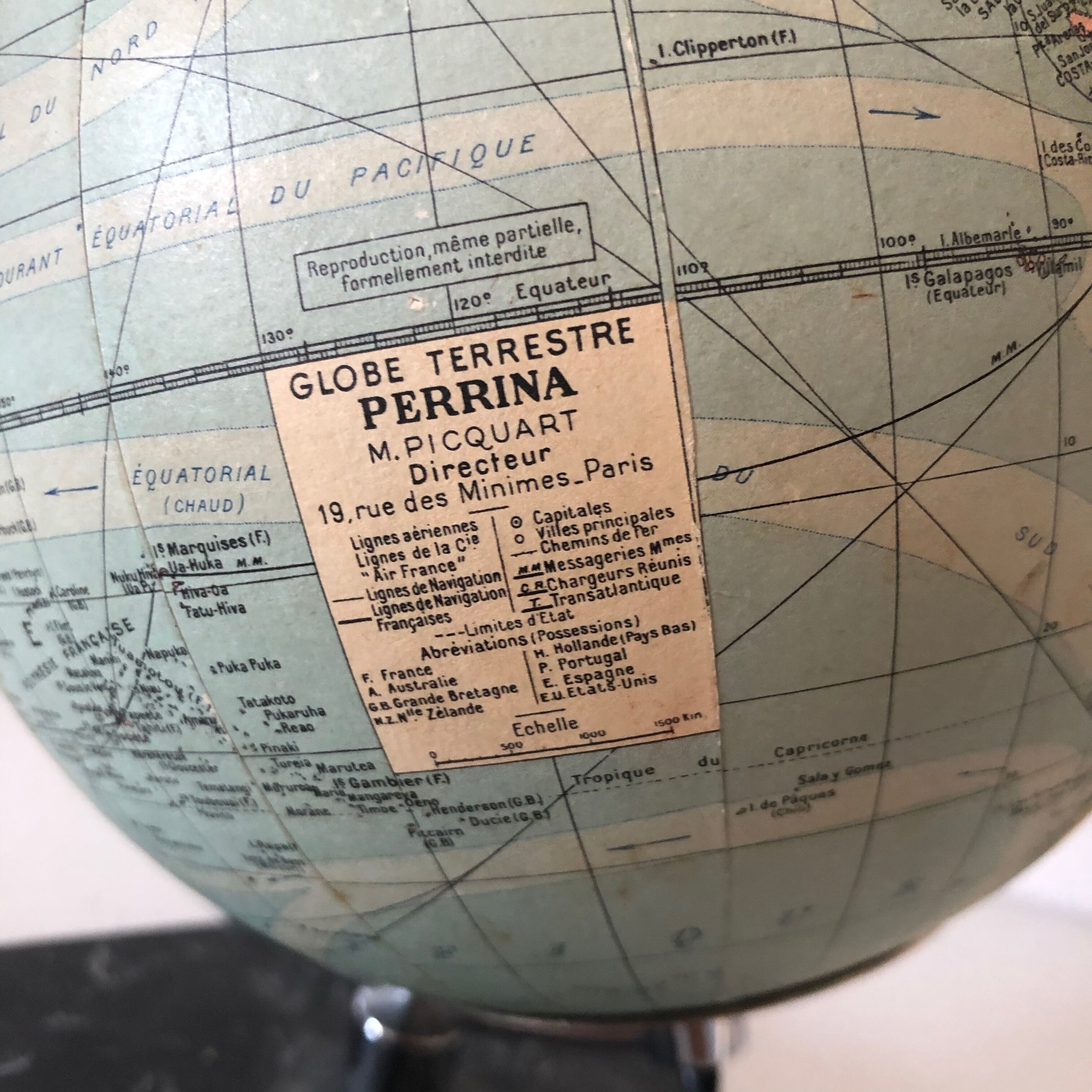 Globe glass Perrina marble vintage 1960 22cm