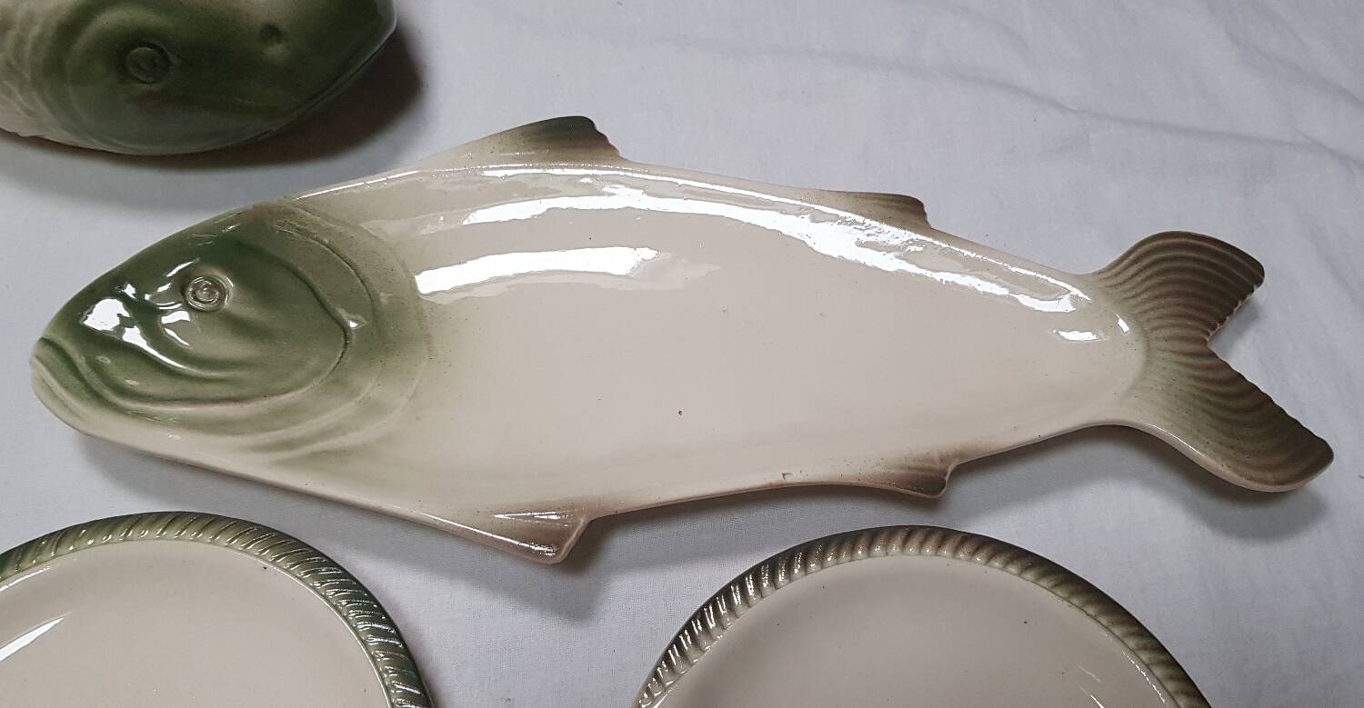 Fish service, Longwy, 14 pieces