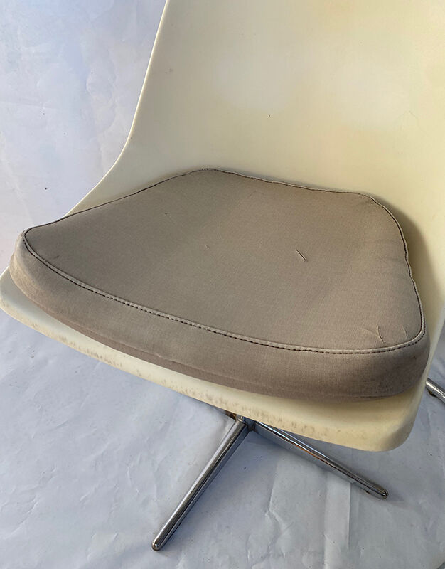 Pair of chairs "lafargue"