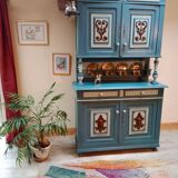 Vintage sideboard restyled