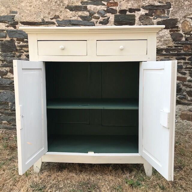 White Parisian buffet