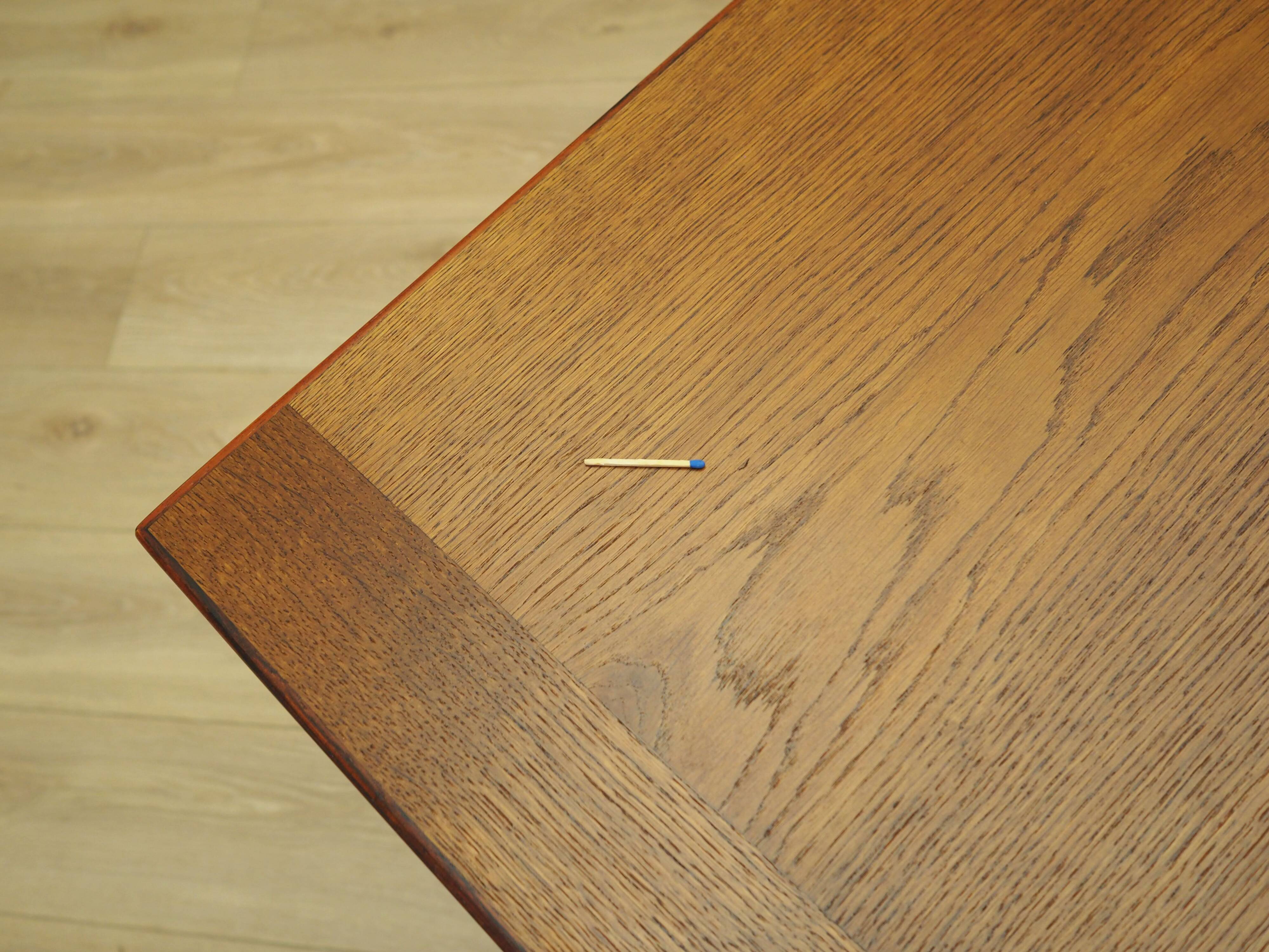 Oak table, Danish design, 1970s, production: Denmark