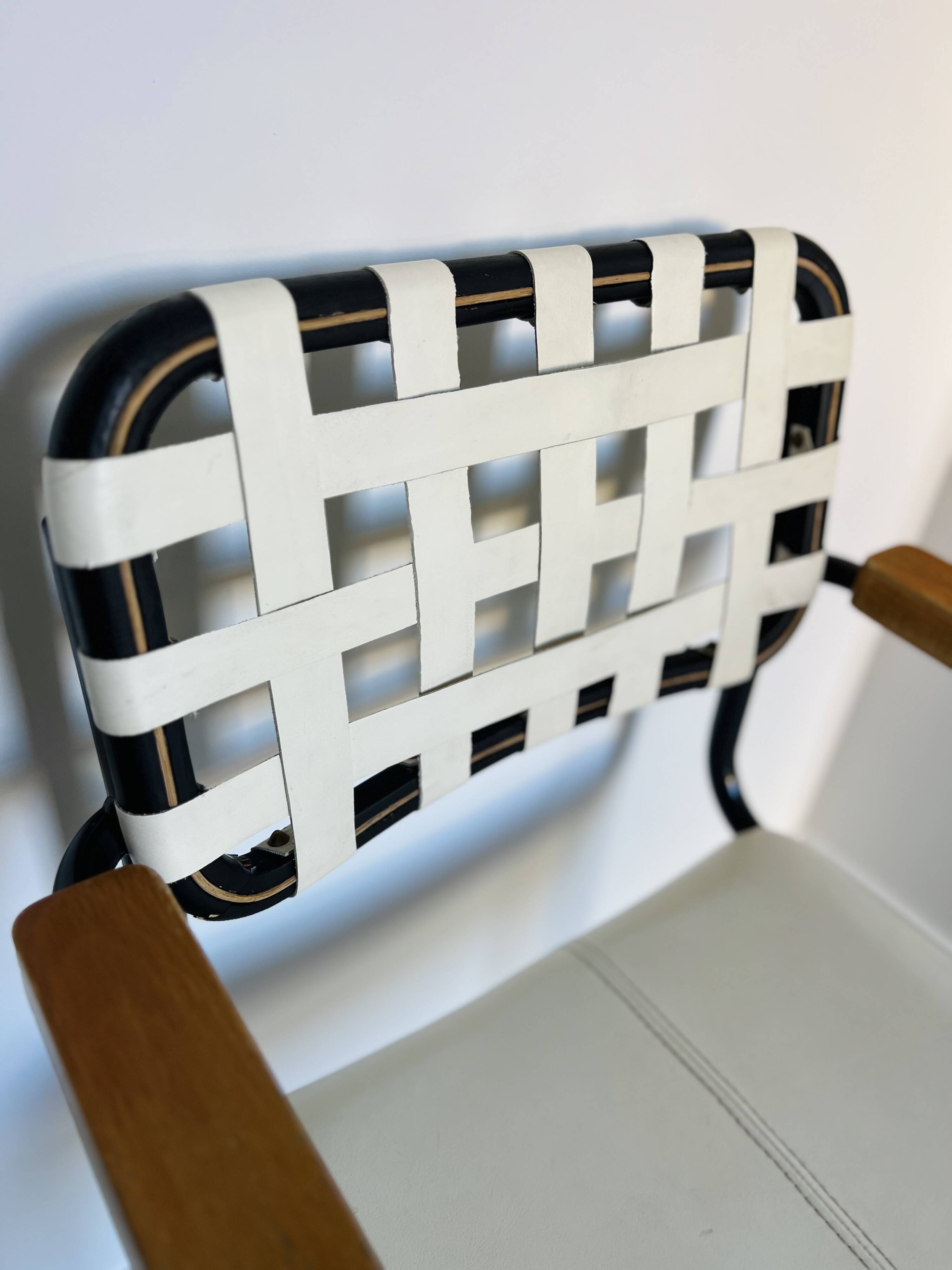 Marcel Breuer style leather chair