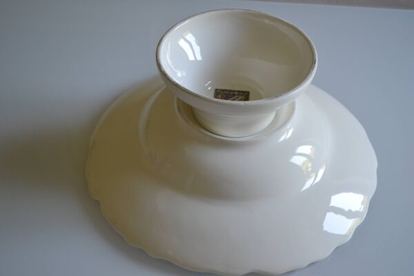 Geneviève Lethu '' Mado '' grande coupe faïence barbotine D: 38 cm