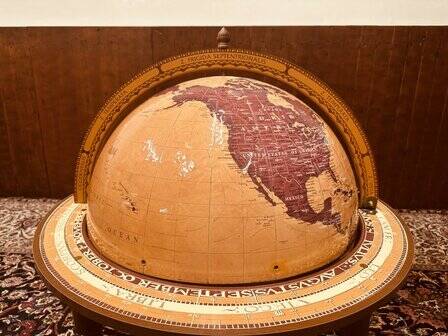 Classic Italian Zoffoli Aries globe bar floor model