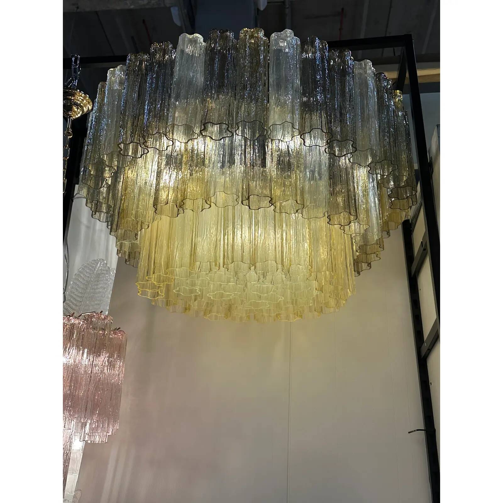 Italian Mid-Century Modern “Tronchi” Murano Glass Chandelier in Amber