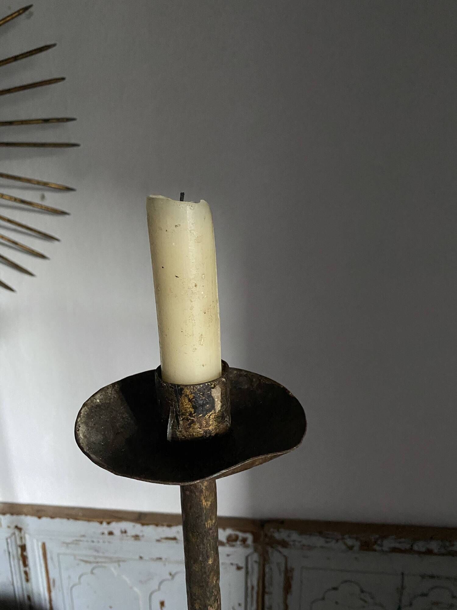 Floor candelabrum