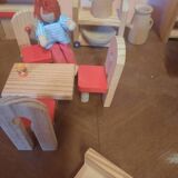 Lot de mobilier en bois maison de poupée