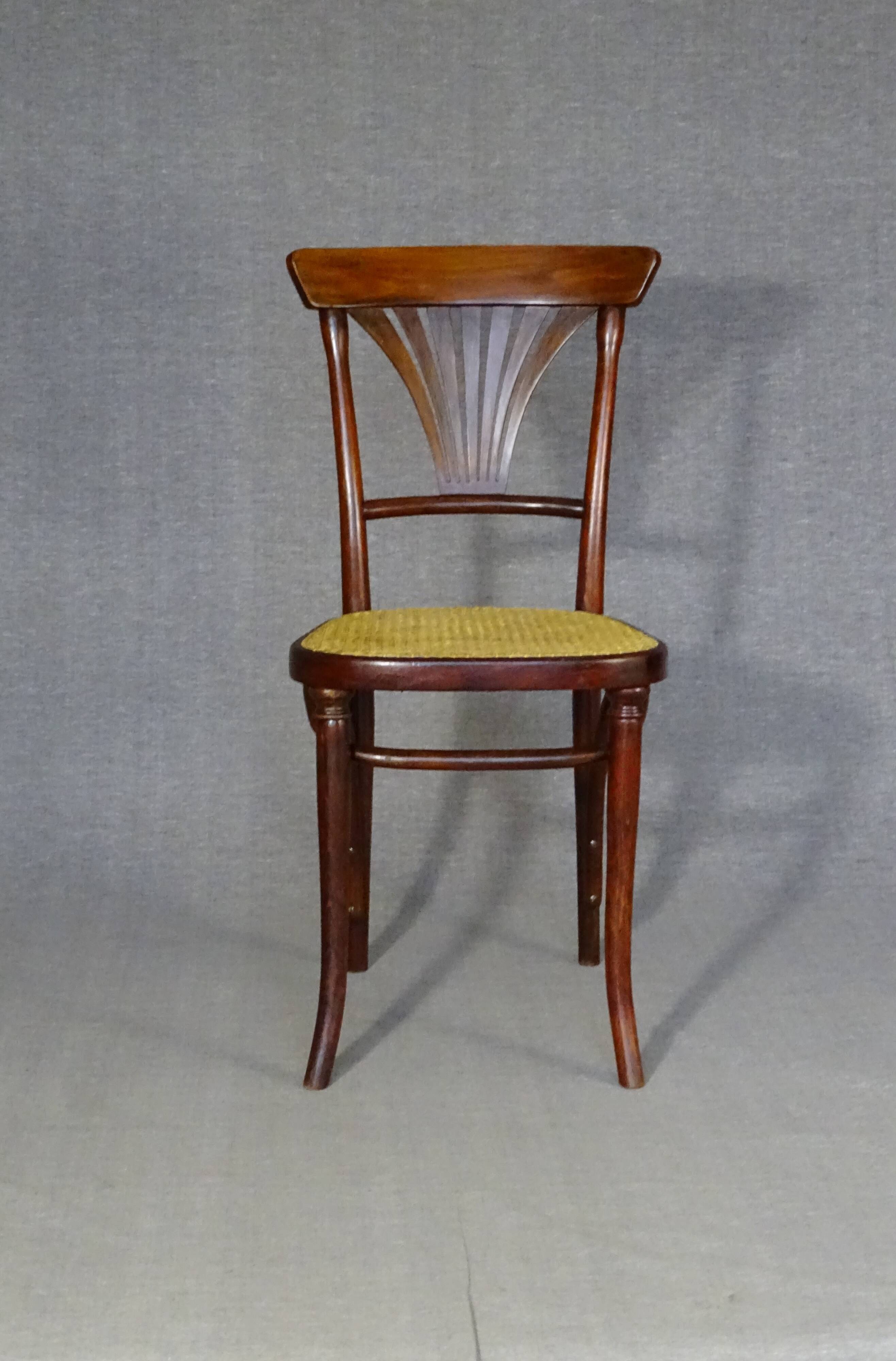 Set of 6 caned chairs, Thonet No. 221, circa 1910