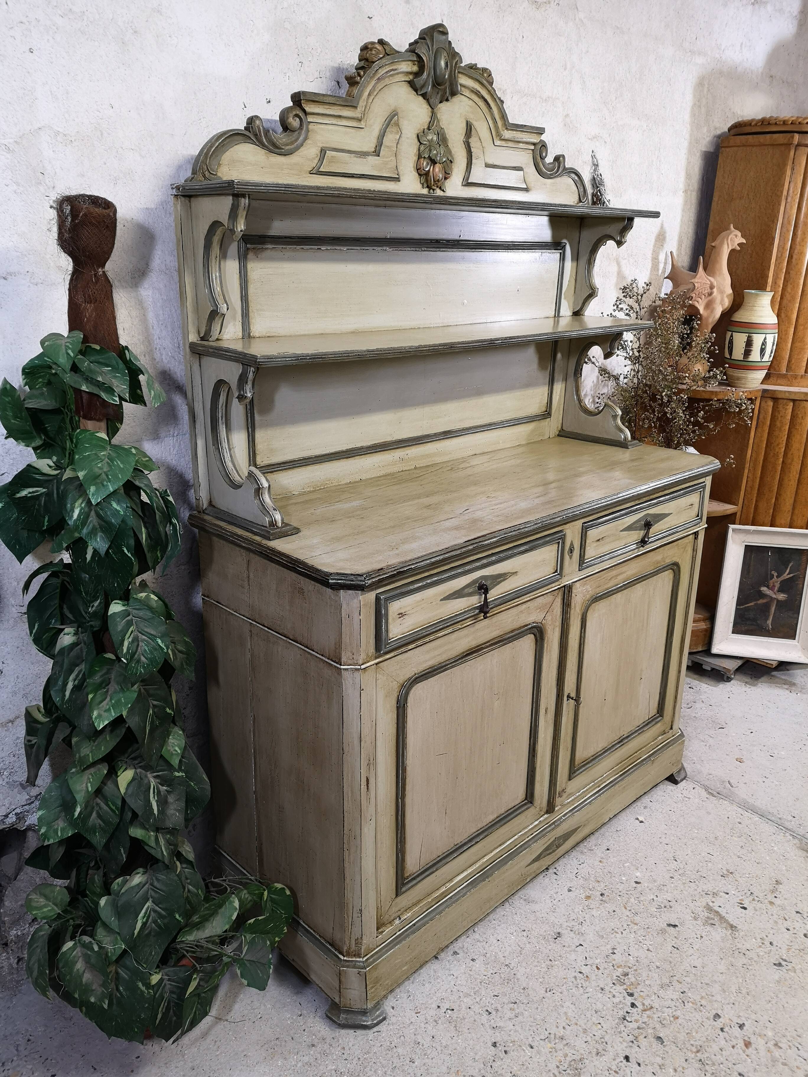 Buffet Saint Hubert Paris patina shabby gustavien XIX 19th
