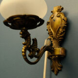 Art Deco wall lamp, brass and glass
