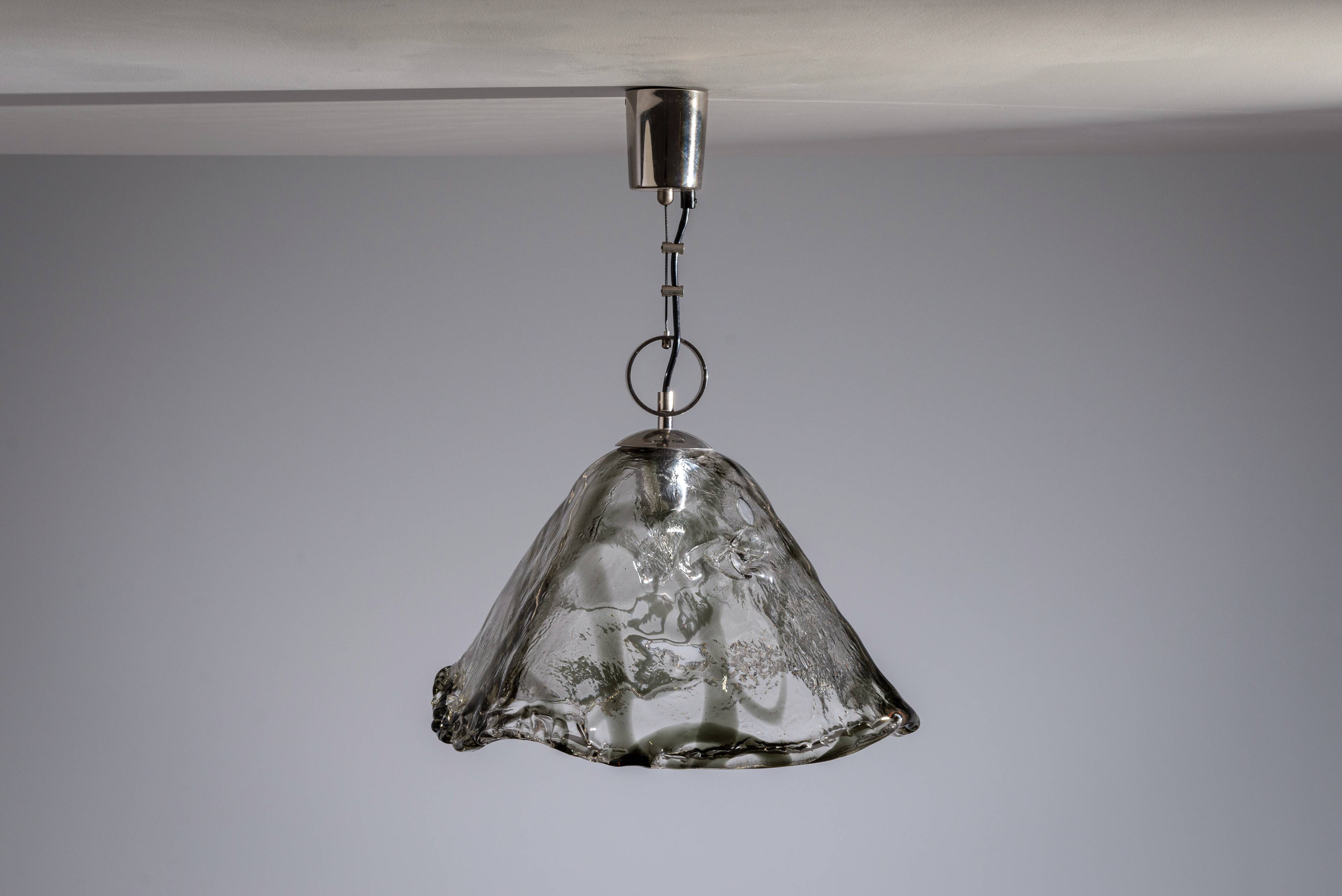 Murano glass pendant with chromed details
