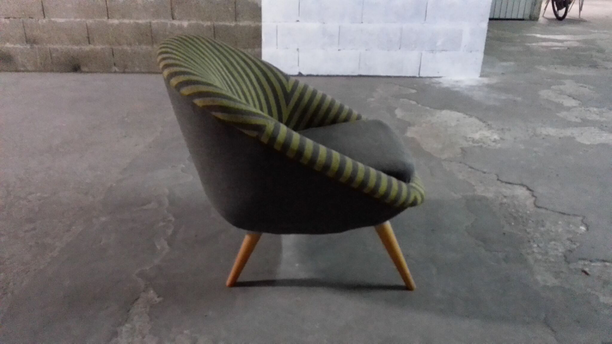 Fauteuil œuf  EGG années 50 style Jean Royere