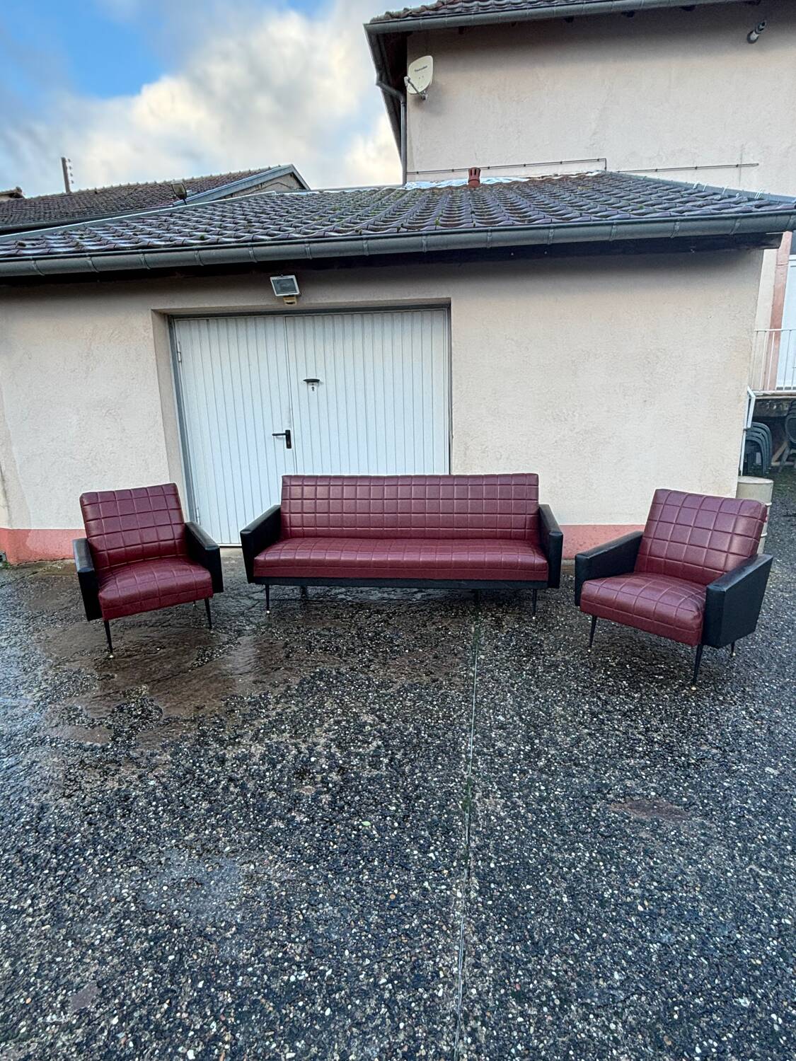 Vintage 70s red and black embossed sofa armchair set