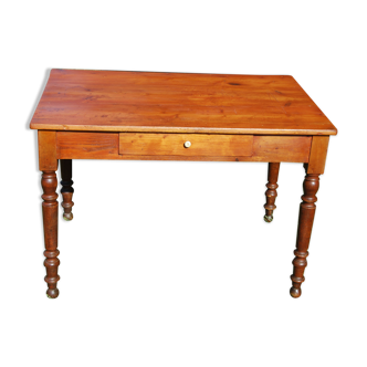 Old farm table in fir with a drawer