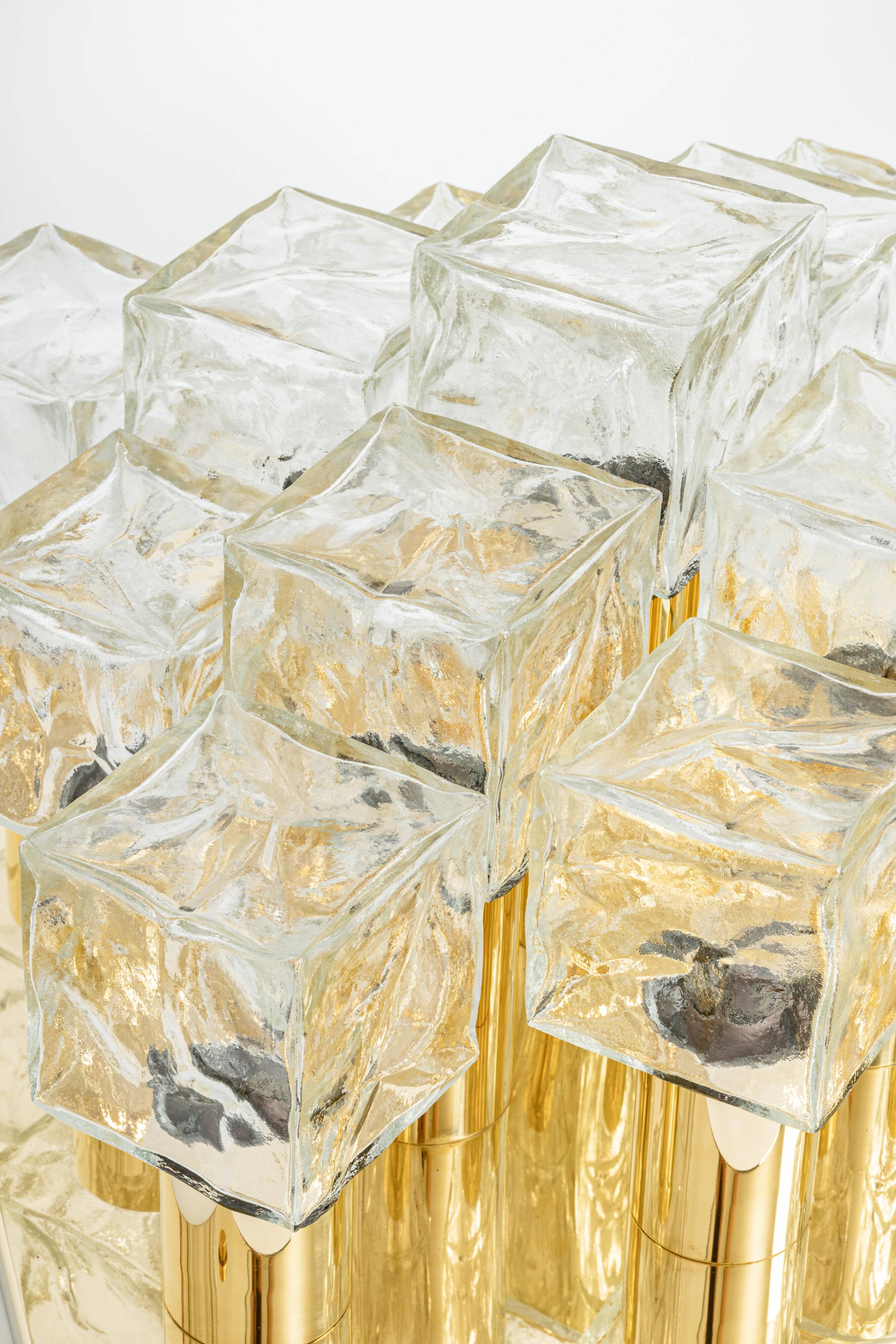 Plafonnier en verre glace Murano par Kalmar, Autriche, années 1960