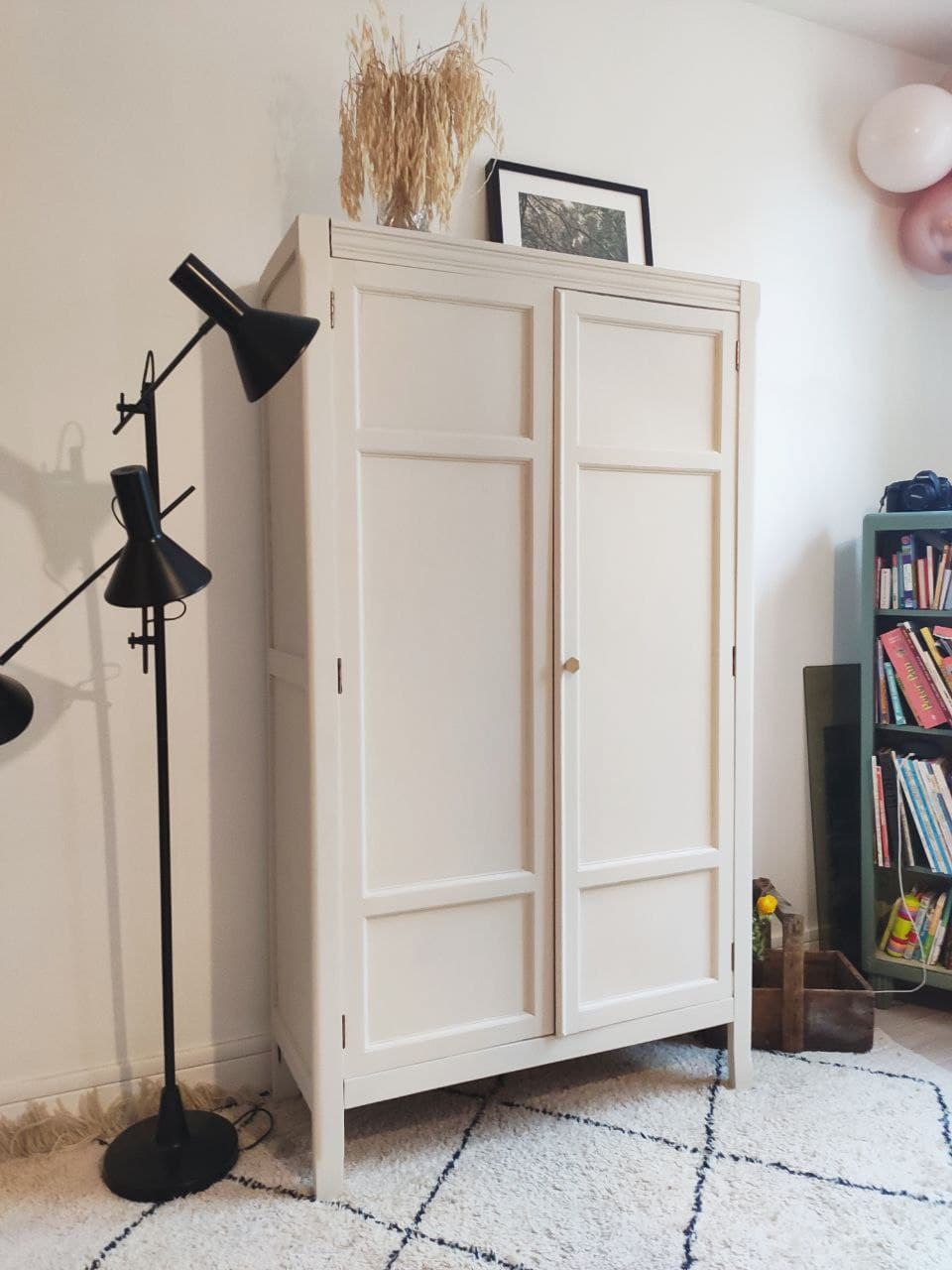 Parisian wardrobe 50s