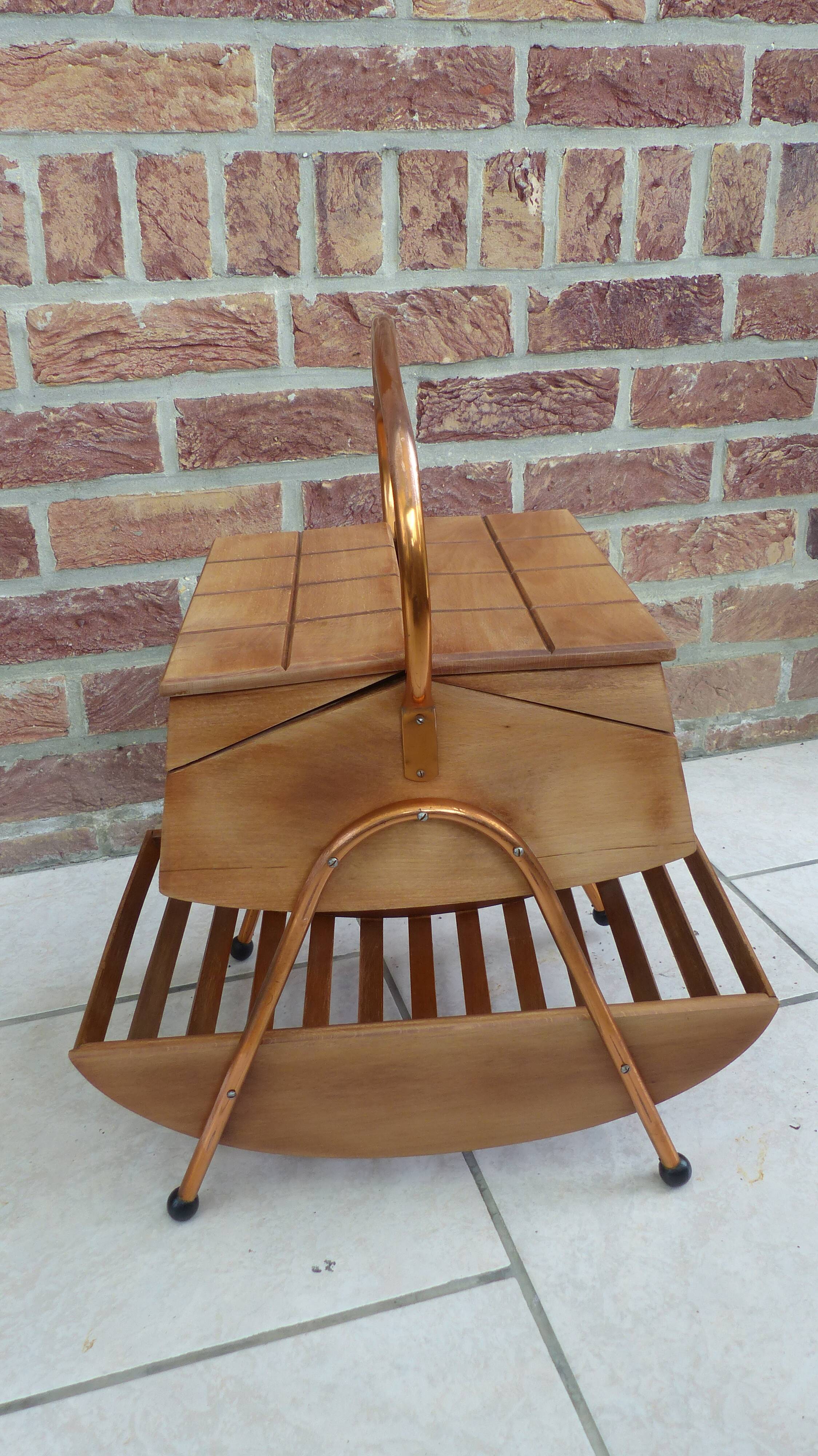 Sewing basket years 50