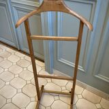 Former valet de chambre
