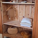 Armoire ancienne en sapin