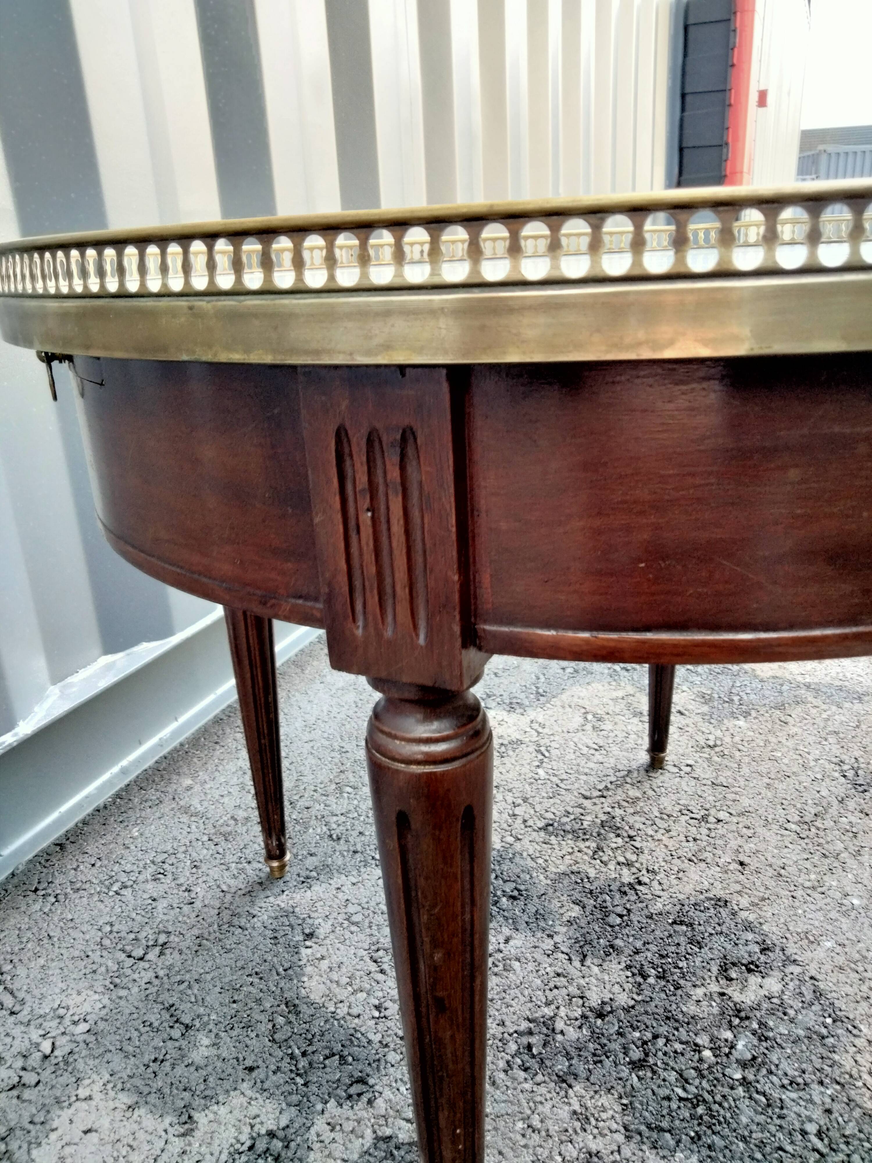 Coffee table hot water bottle marble top louis xvi old style