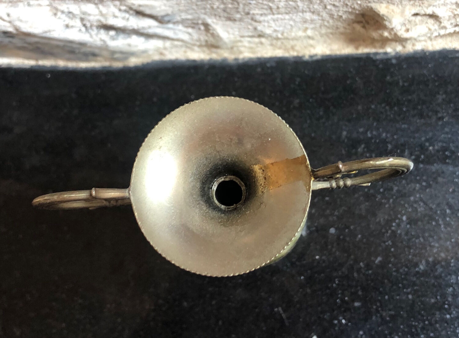 Jadeite vase/amphora