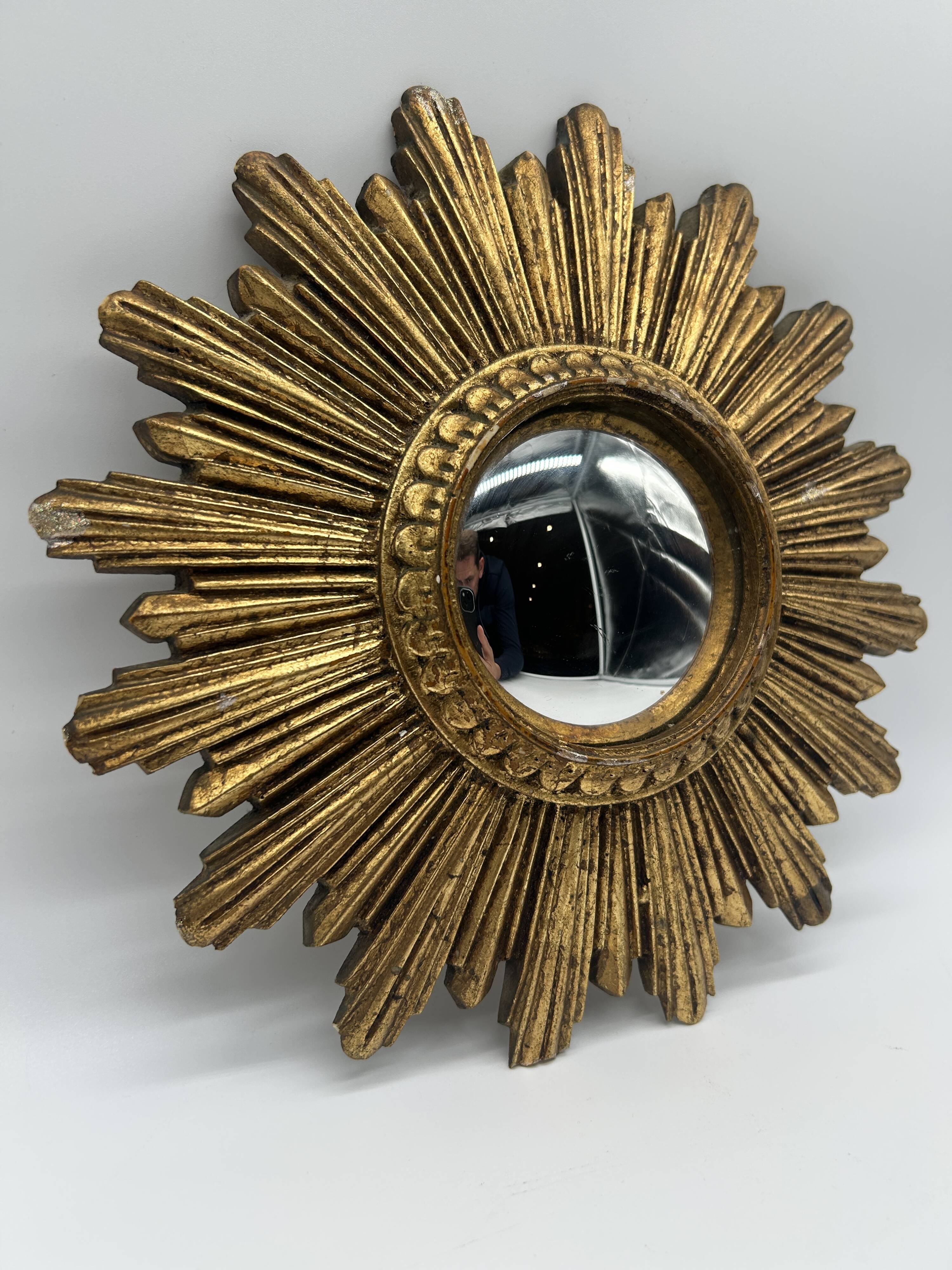 Miroir soleil "oeil de sorcière" en résine